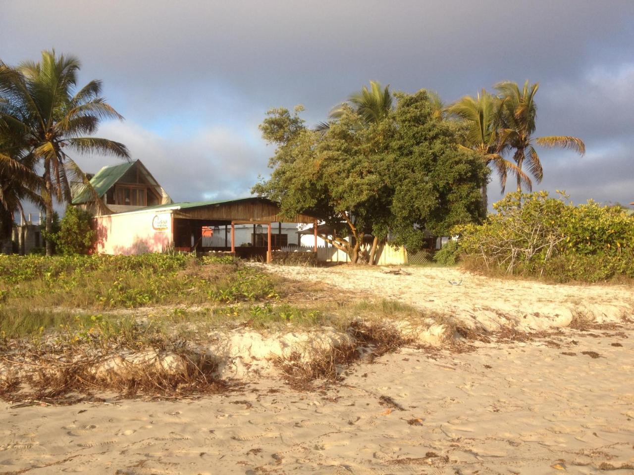 Hospedaje Casa Soleil Puerto Villamil Exterior photo